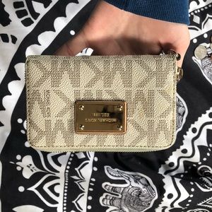 Michael Kors wristlet